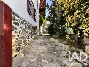 Village house in Armendarits (64640)