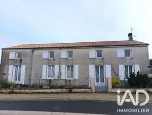 Maison de campagne à Muron (17430)