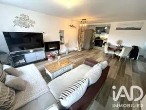 Maison de village à Angecourt (08450)