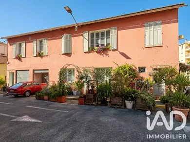 Townhouse in Saint-Raphaël (83700)