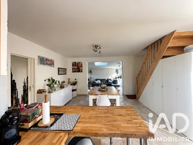 Maison à Coubron (93470)