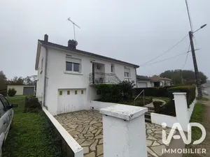 House in Lezay (79120)