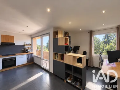 Apartment in Villeurbanne (69100)