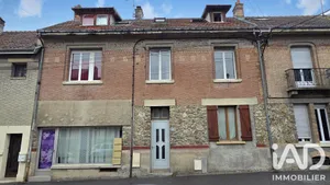 Building in Vouziers (08400)