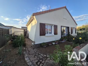 House in Thouars (79100)