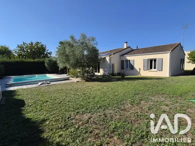 Maison à Aigondigné (79370)