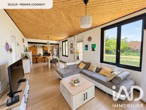 House in Cavignac (33620)