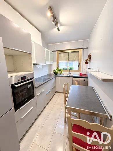 Appartement à SAINT MAUR DES FOSSES (94100)