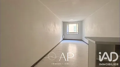Studio à Toulon (83000)