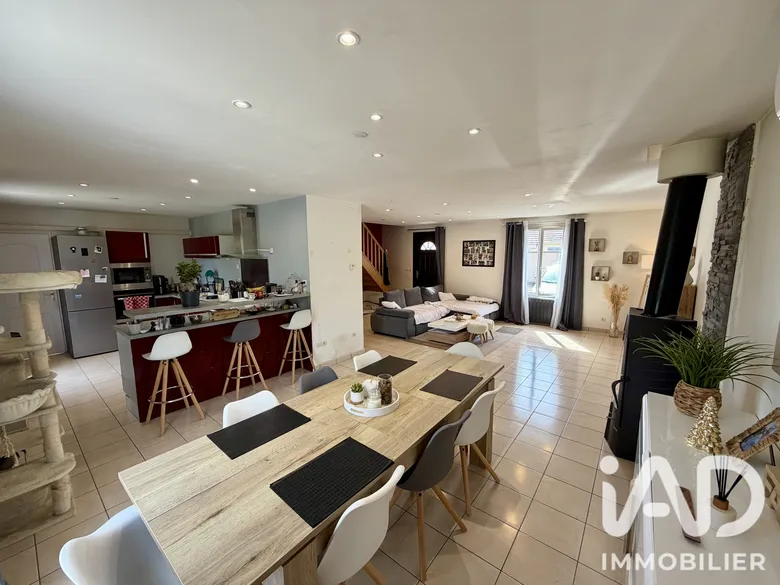 Maison 5 pièces 131 m² · à Vignoux-sur-Barangeon · 131 m² · 205 000 €