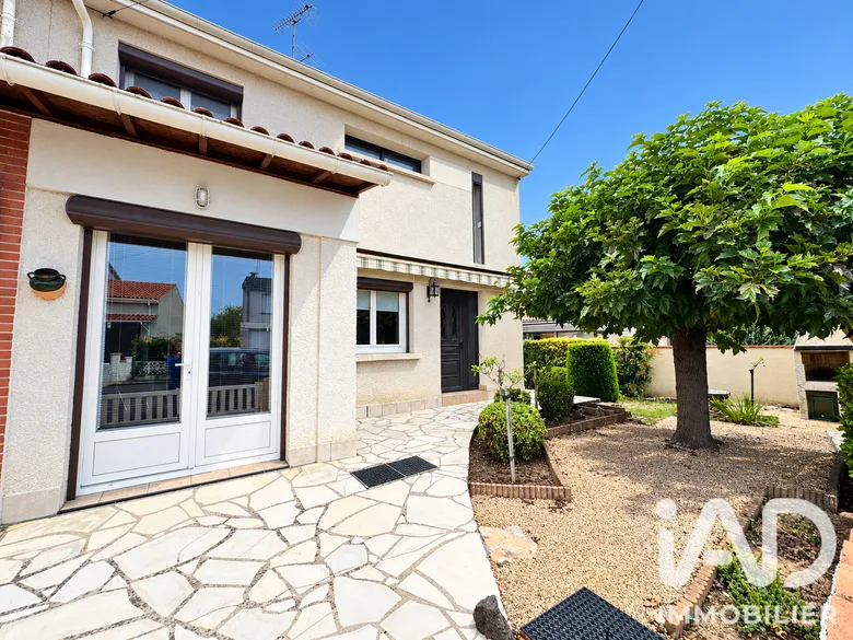 Maison 4 pièces 100 m² · à Saint-Juéry · 100 m² · 185 000 €