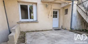 Building in Saâcy-sur-Marne (77730)