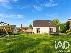Traditional house in Neuville-Ferrières (76270)