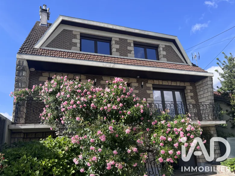 Maison 12 pièces 185 m² à Montfermeil