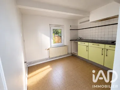 Immeuble à Saâcy-sur-Marne (77730)