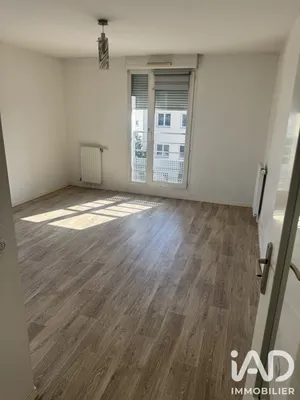 Apartment in Drancy (93700)