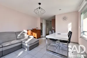Apartment in Brindas (69126)