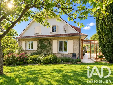 Maison à Sauzé- Entre- Bois (79190)