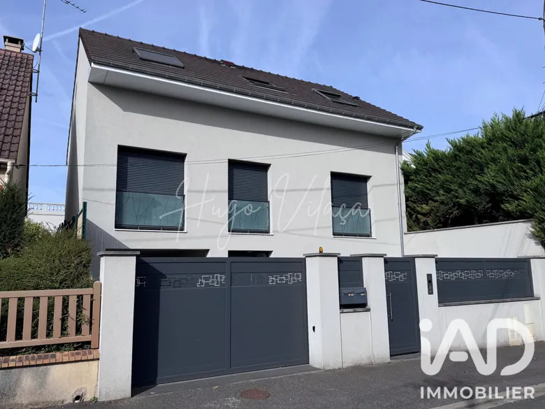 Appartement 2 pièces 36 m² · à Villeneuve-le-Roi · 36 m² · 980 €/mois