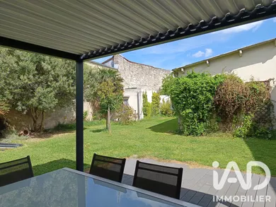Immeuble à Loudun (86200)