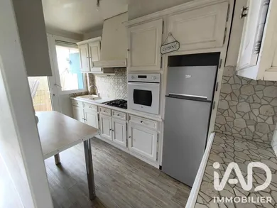 Apartment in Lucé (28110)