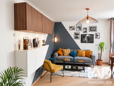 Apartment in Paris (75014)