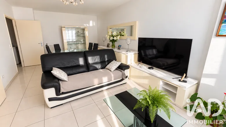 Appartement 4 pièces 78 m² · à Villiers-le-Bel · 77,7 m² · 215 000 €