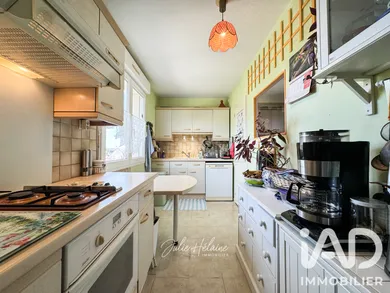 Appartement à Saint-Germain-de-la-Grange (78640)