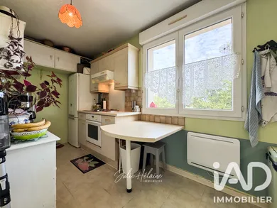 Appartement à Saint-Germain-de-la-Grange (78640)
