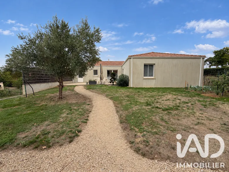 Maison 6 pièces 129 m² · à Poiroux · 129 m² · 296 000 €