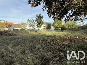 Terrain à bâtir à Bléré (37150)