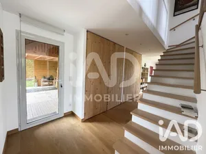 Architectural house in La Londe (76500)