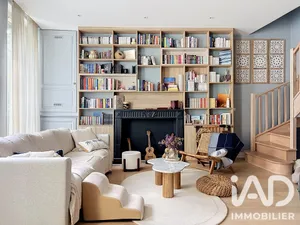 Triplex in Saint-Germain-en-Laye (78100)