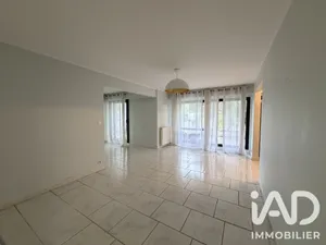 Apartment in Bordeaux (33200)