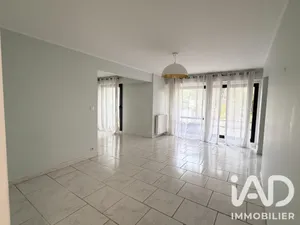 Apartment in Bordeaux (33200)