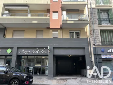 Parking à Nice (06300)
