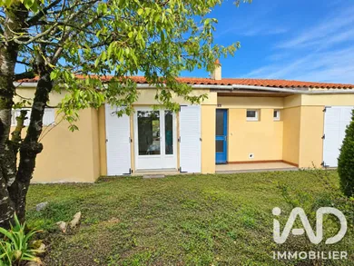 Maison à Essarts-en-Bocage (85140)