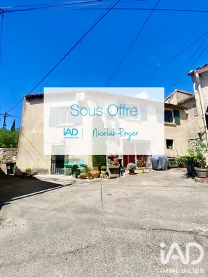 Village house in Fontvieille (13990)
