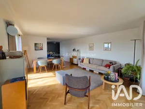 Duplex in Carrières-sur-Seine (78420)