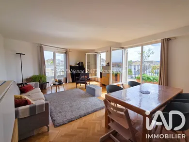 Duplex à Carrières-sur-Seine (78420)
