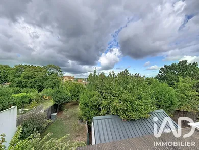 House in Meudon (92190)
