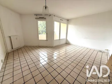 Appartement à Éragny (95610)