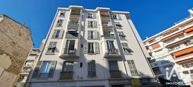 Appartement à Nice (06100)