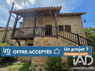 Maison traditionnelle à Belmont-Bretenoux (46130)