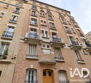 Apartment in Clichy (92110)