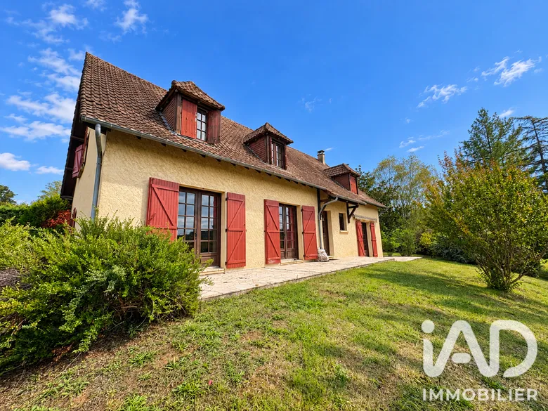 Maison 7 pièces 185 m² à La Cassagne