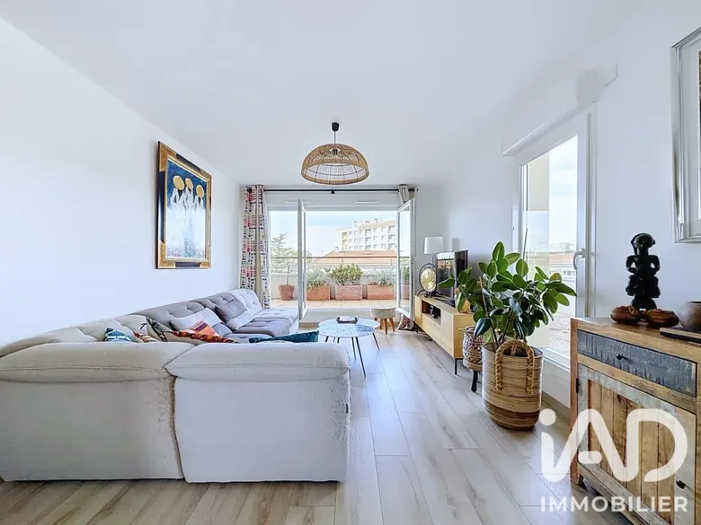 Appartement 6 pièces 132 m² · à Ermont · 131,8 m² · 774 000 €