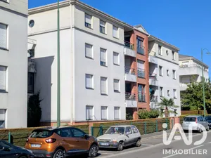 Apartment in Neuilly-sur-Marne (93330)