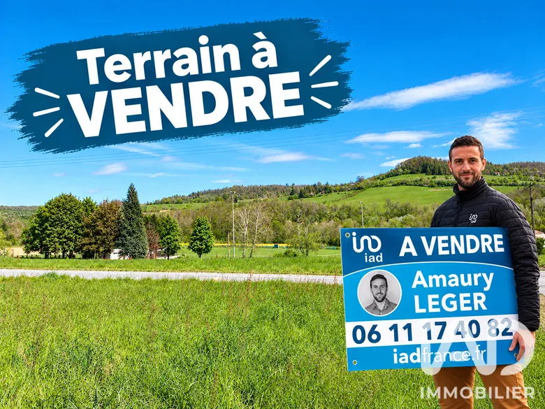 Terrain 989 m² · à Saint-Christophe-et-le-Laris · 67 000 €