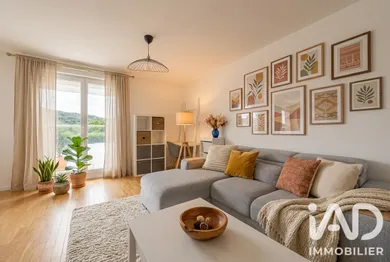 Apartment in Rueil-Malmaison (92500)